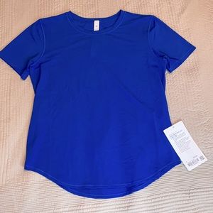 NWT High Neck Run and Train Tee Symphony Blue